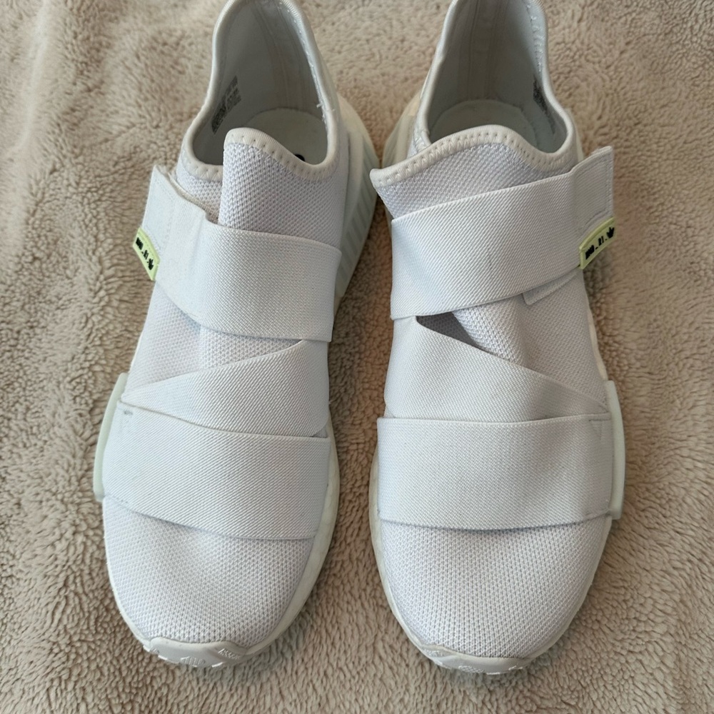 Adidas NMD R1 Sneakers - Picture 4 of 8